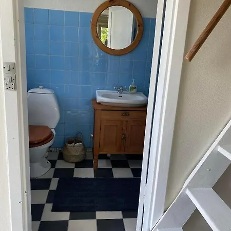 Bondehus - Dansk Bondehus Med Patina Nyaraló Sindal